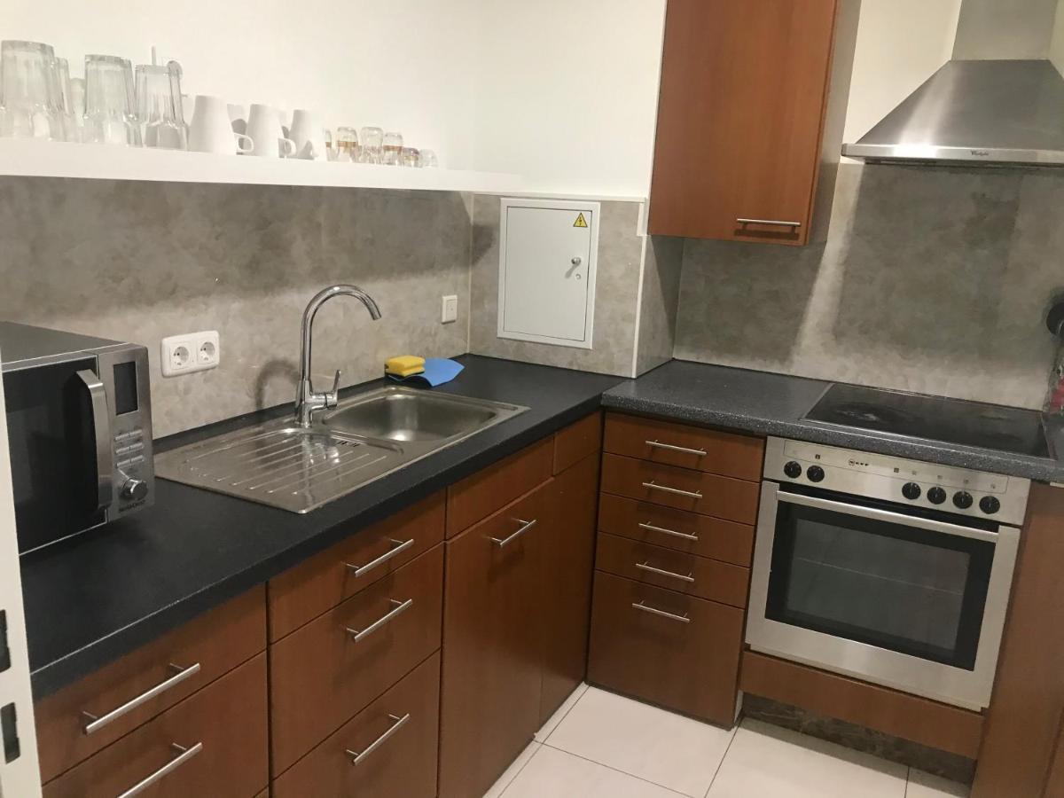 Baynunah Suites Aparthotel München Exteriör bild